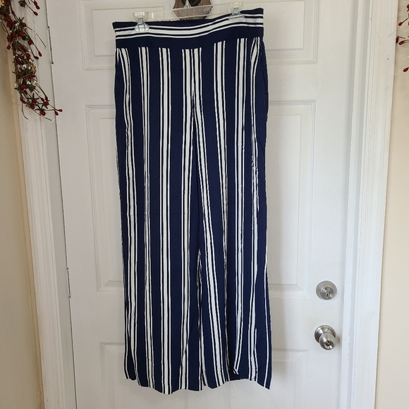 Adrienne Vittadina Woman's Boho Style Pants, Size: 10, Color: Blue and White - Picture 3 of 12